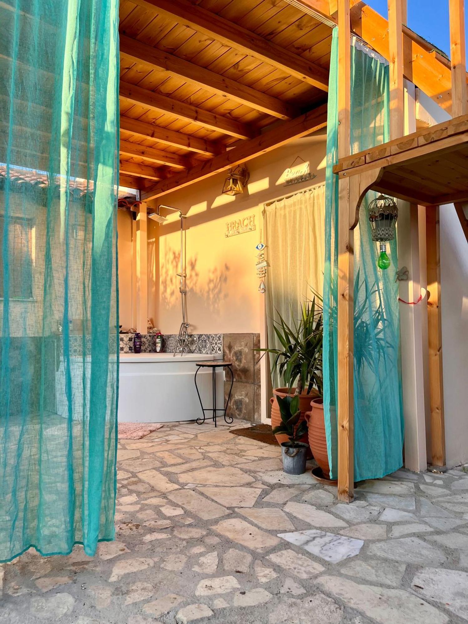 Holiday Oasis With Private Patio And Hammam-Style Bath In Chora-Pithagoreo, Samos Island Villa Pythagóreion Exterior photo