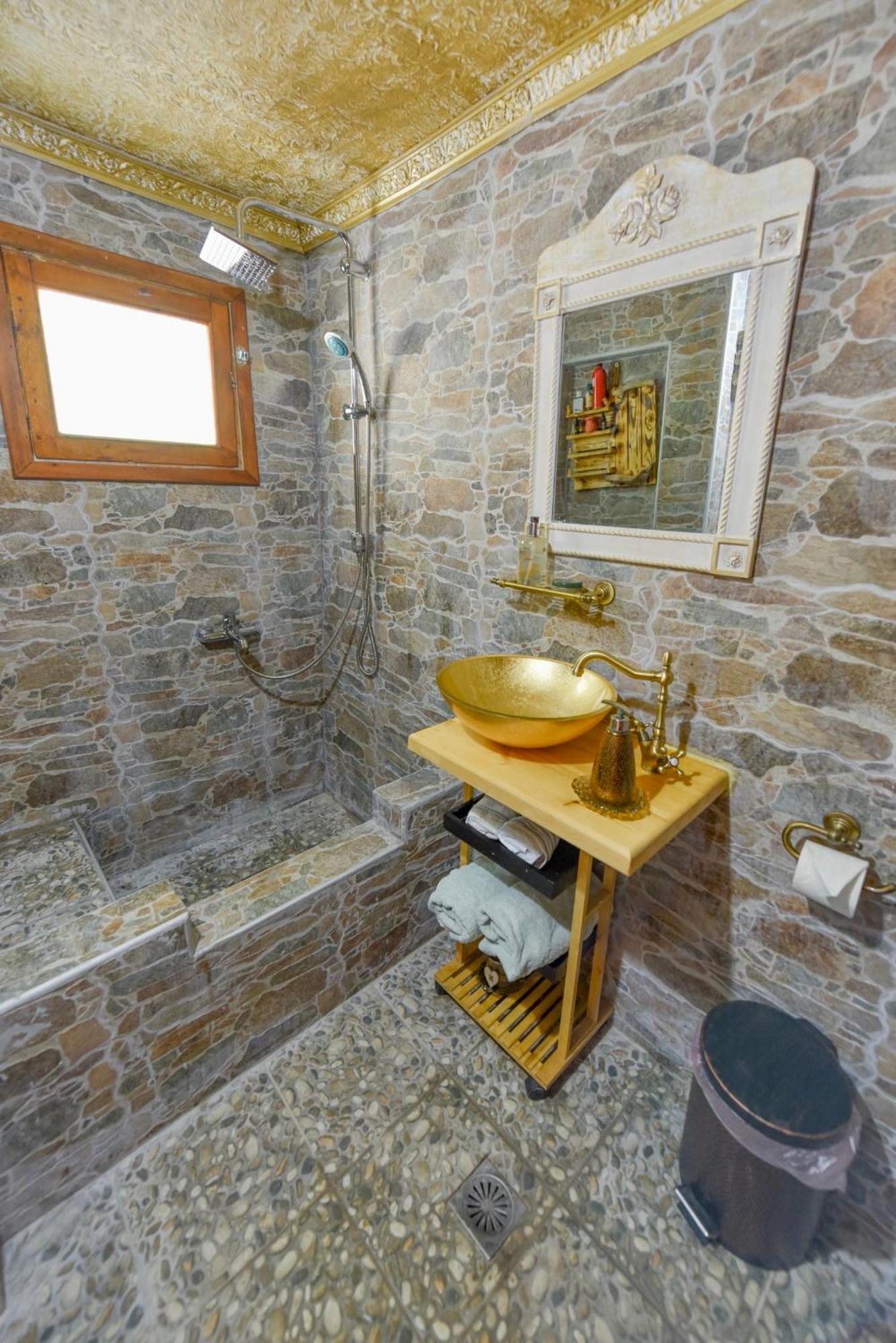 Holiday Oasis With Private Patio And Hammam-Style Bath In Chora-Pithagoreo, Samos Island Villa Pythagóreion Exterior photo